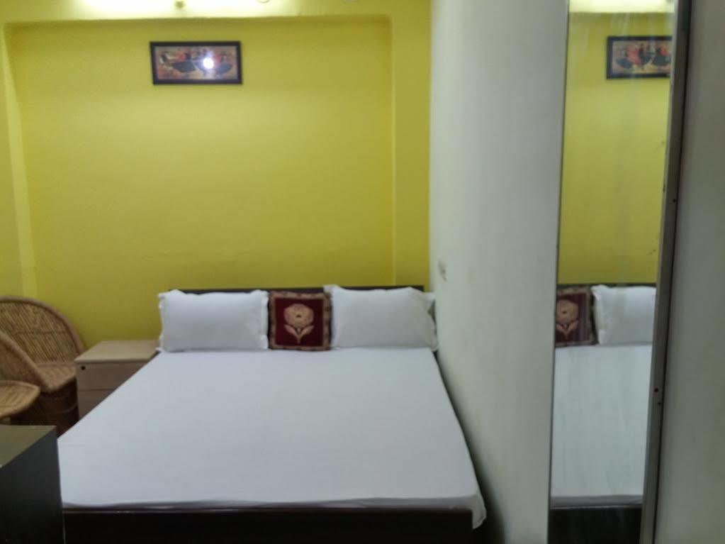 Kanha Paying Guest House Váránaszi Kültér fotó