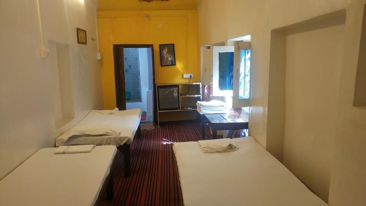 Kanha Paying Guest House Váránaszi Kültér fotó